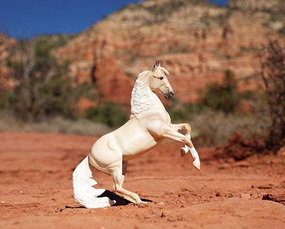 Wild Horse of the Rockies Palomino Mustang Model Horse