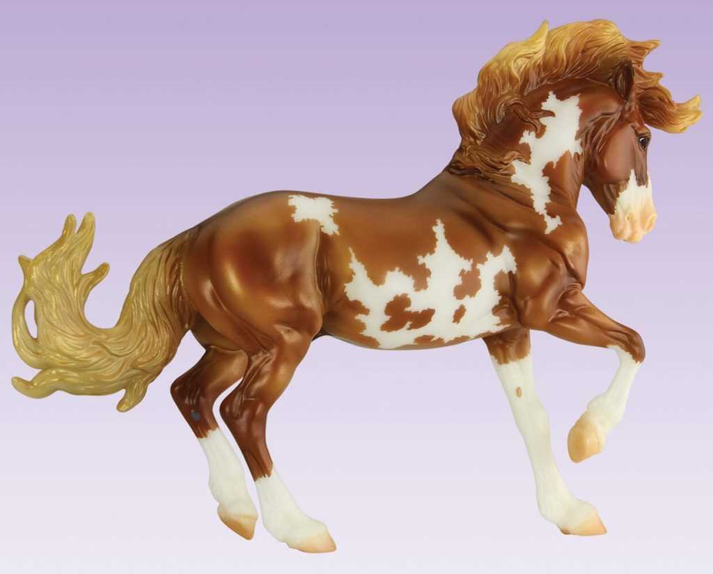 Mojave Mustang Model Horse